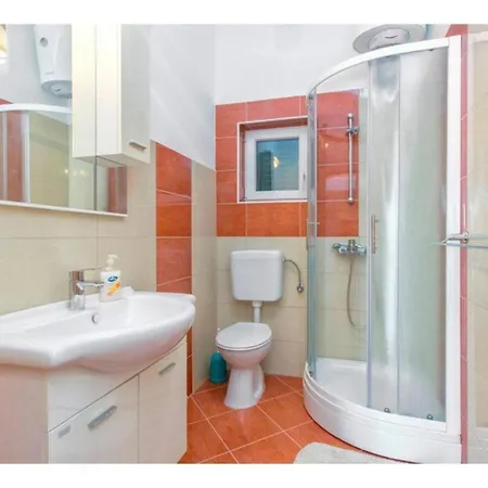 Dalmacija Affittacamere 4*